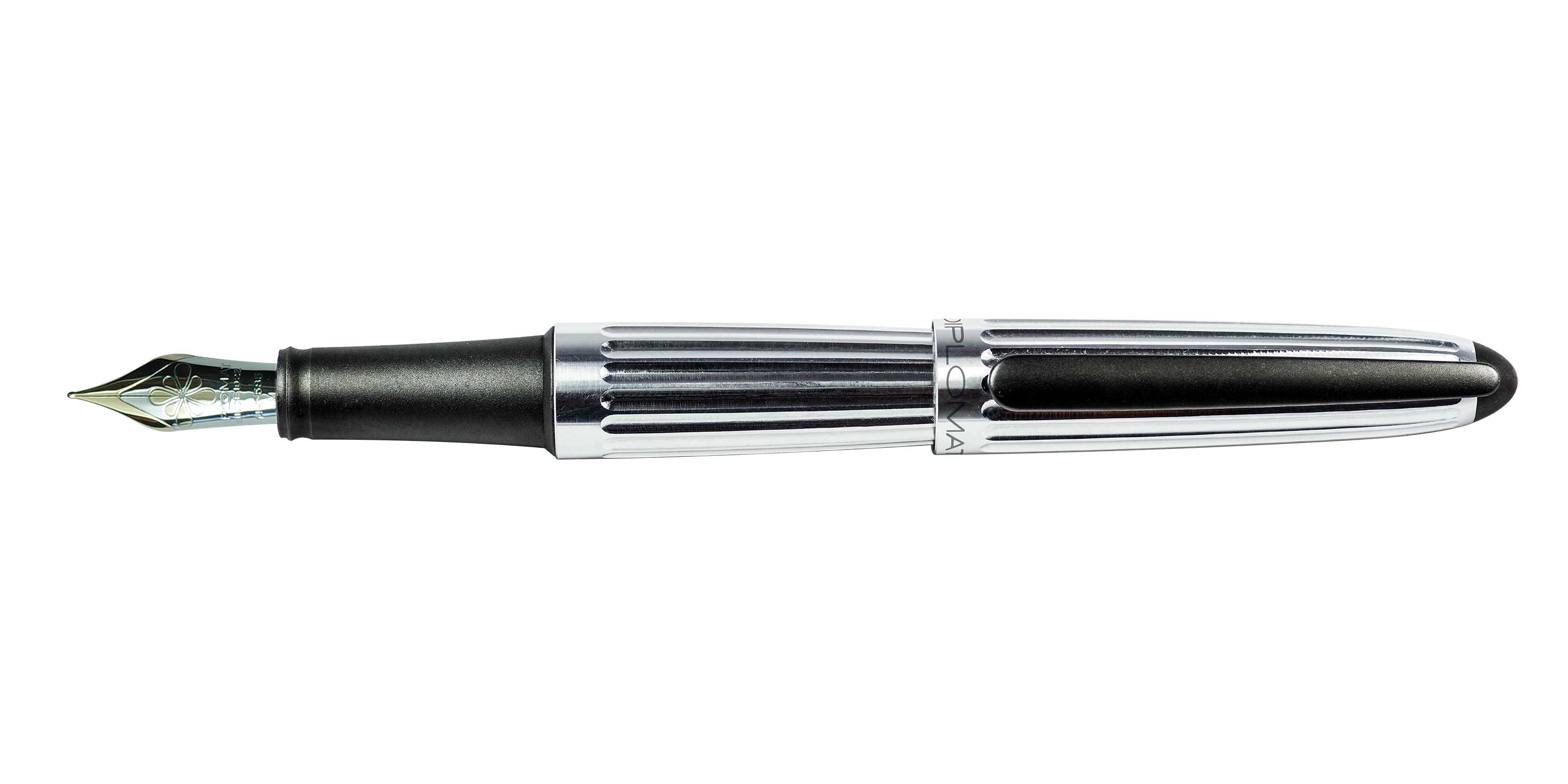 Diplomat Aero fountain pen factory nib gold