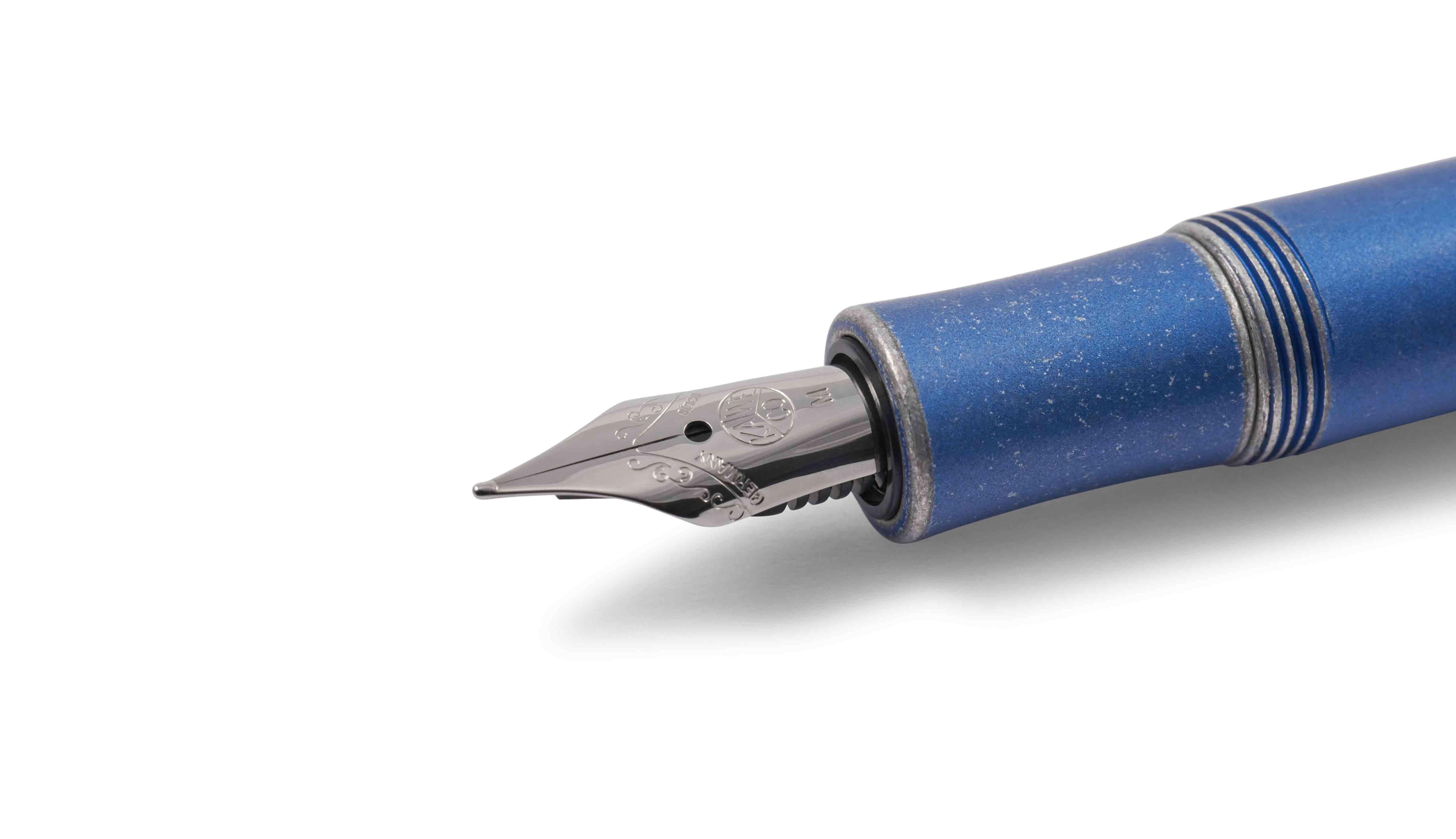 Kaweco-AL-Stonewashed-Detail-Blau-F-llhalter-M-Stahlfeder Kaweco AL Sport Stonewashed Füllhalter Blau Detail Stahlfeder M