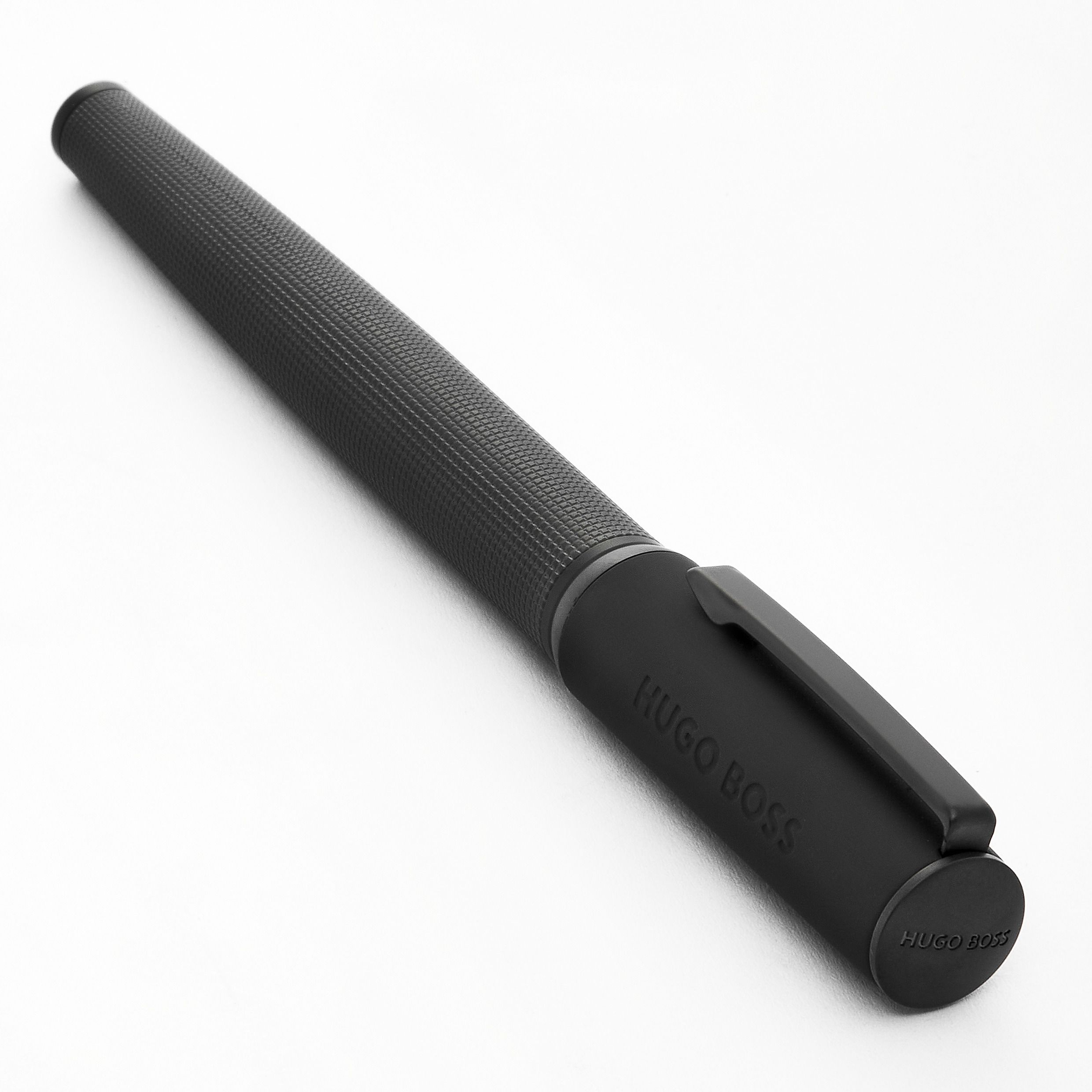 HSQ4742A_Z-1 Hugo Boss Contour Iconic fountain pen