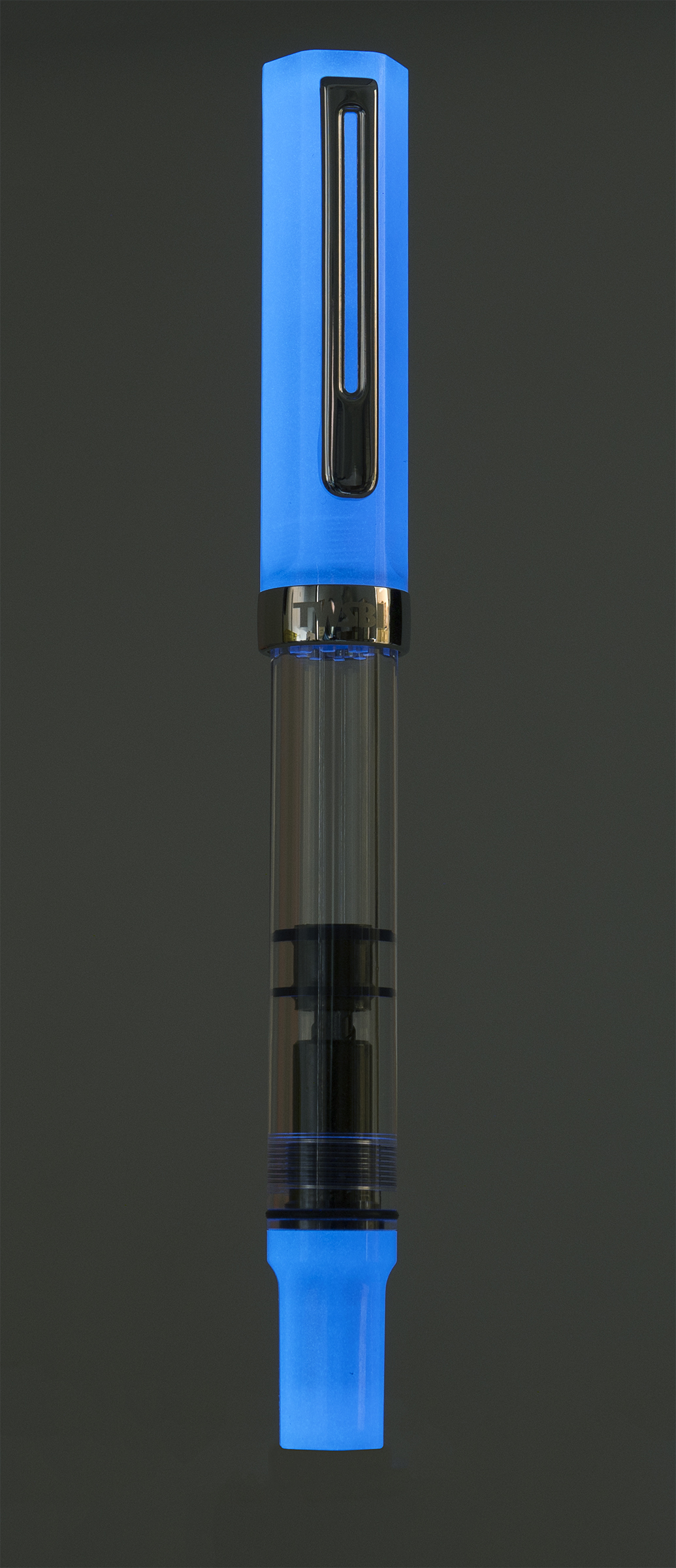 ECO-Glow-Purple-when-it-glows-in-the-dark-2201017 TWSBI ECO Kolbenfüllhalter Glow Purple