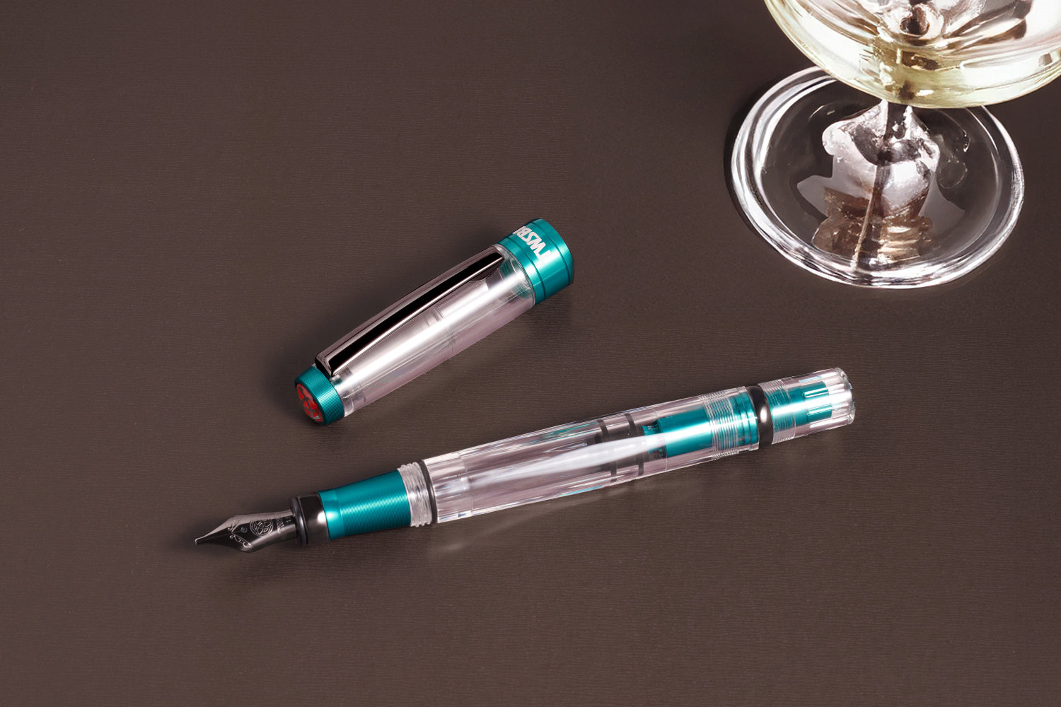 TWSBI Diamond 580 AL R Kolbenfüllhalter Caribbean Onyx