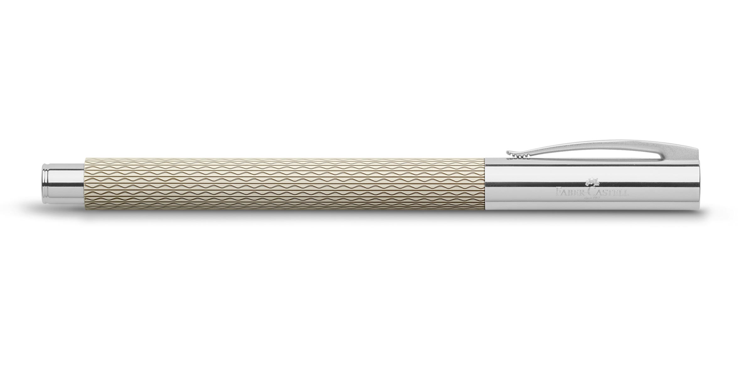 Faber-Castell Ambition OpArt Füllfederhalter White Sand Geschlossen