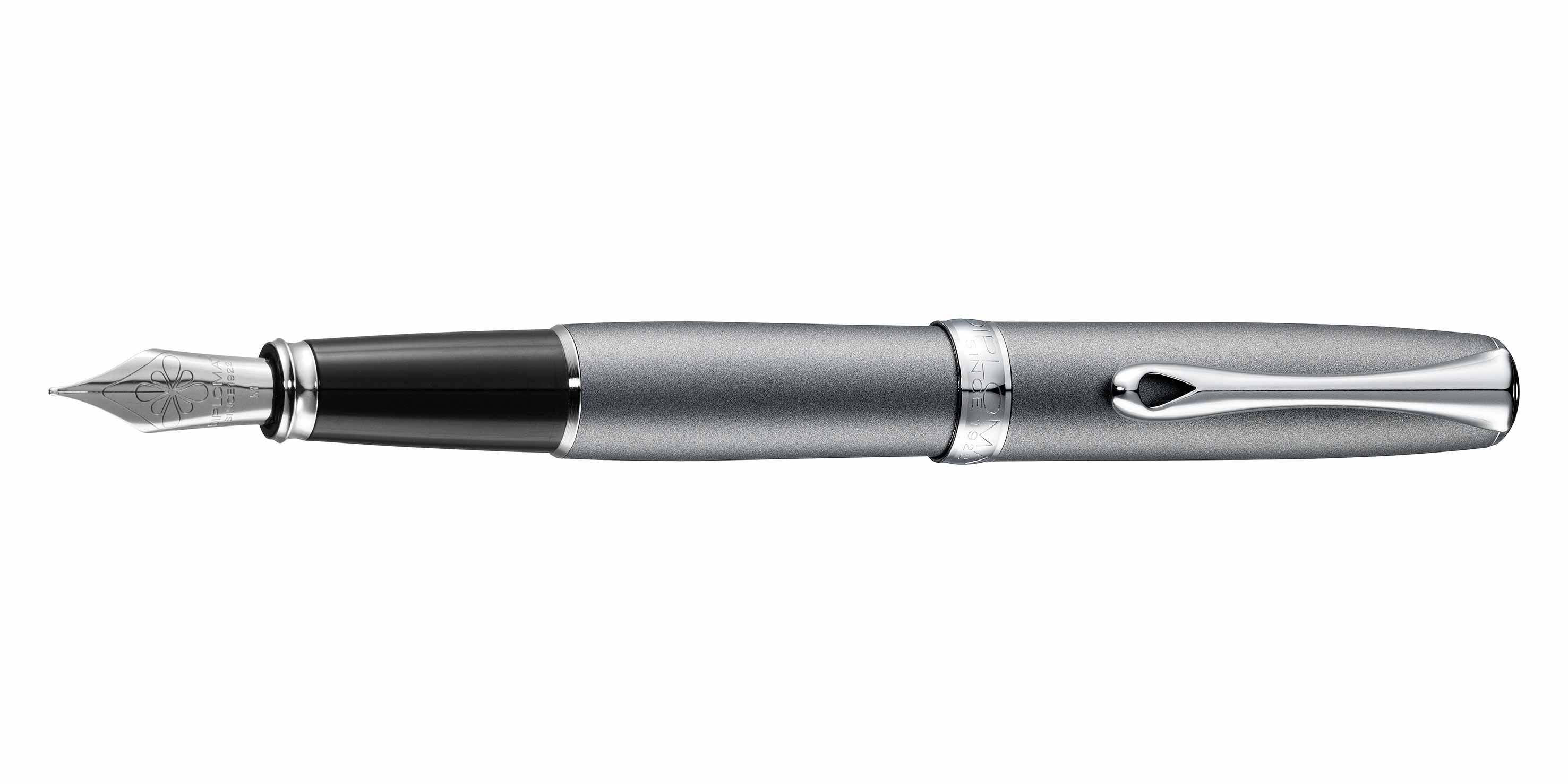 Diplomat Excellence A2 fountain pen venezia platin chrome nib stainless steel