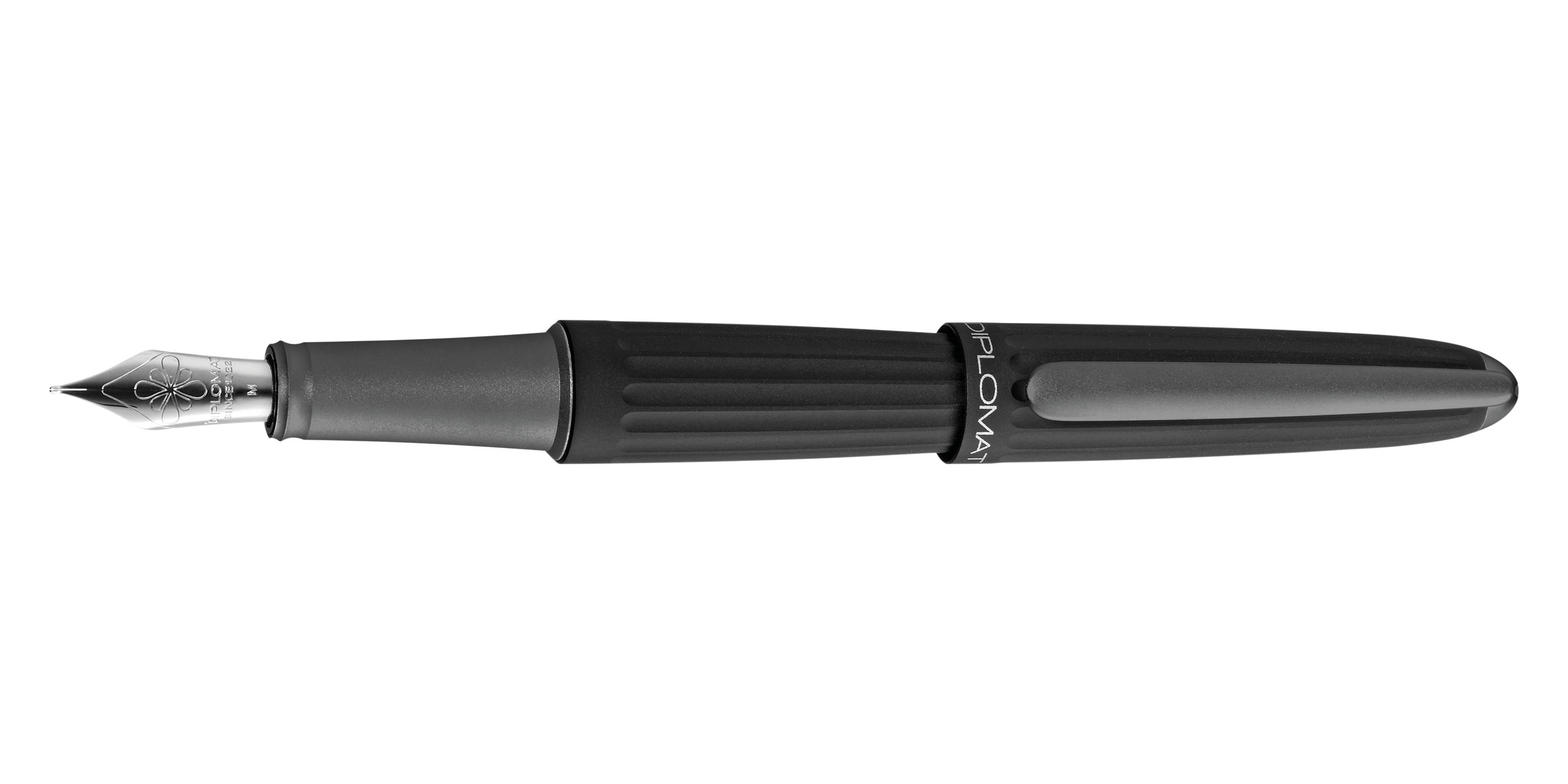 Diplomat Aero fountain pen black nib steel