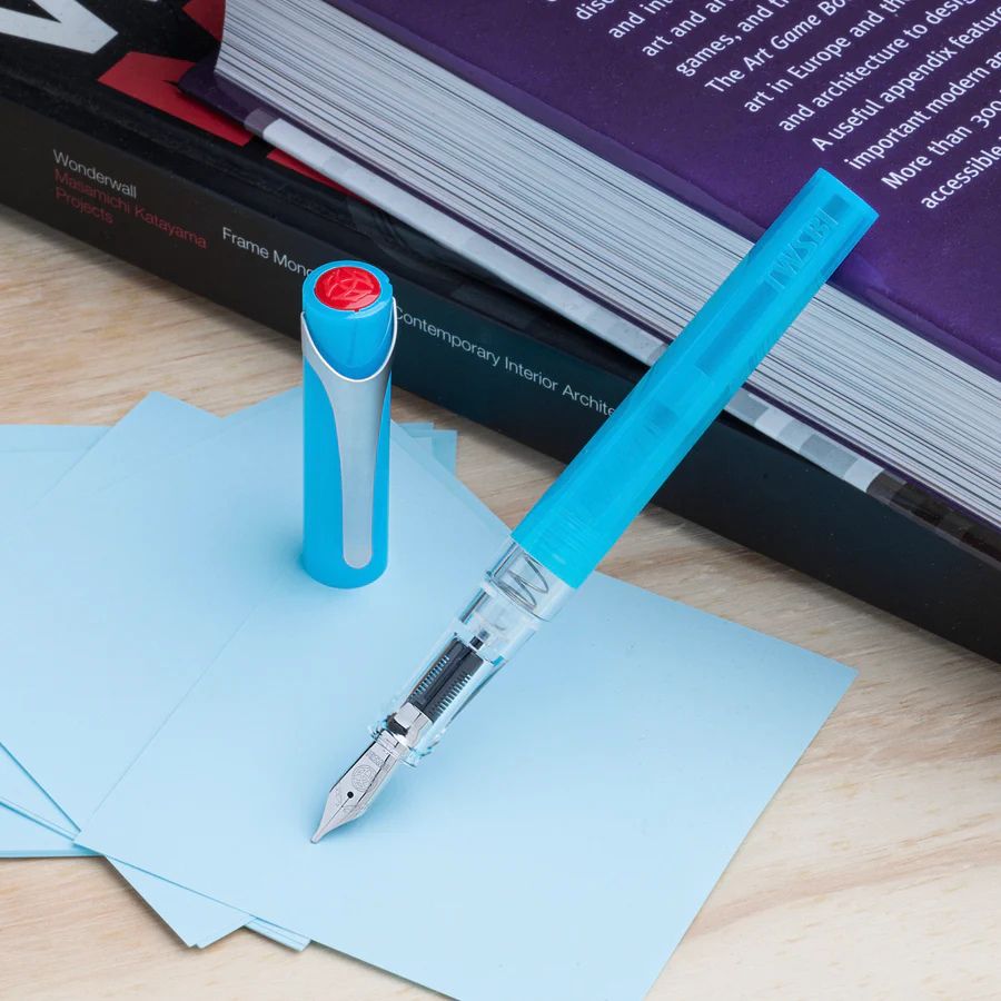TWSBI SWIPE Füllfederhalter Blue Ice