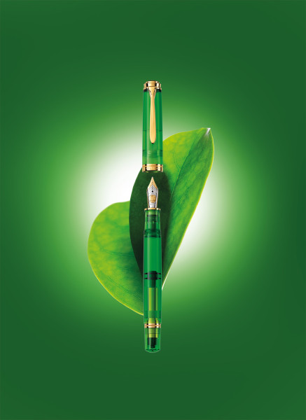 Pelikan Kolbenfüllhalter Souverän® 800 Green Demonstrator M